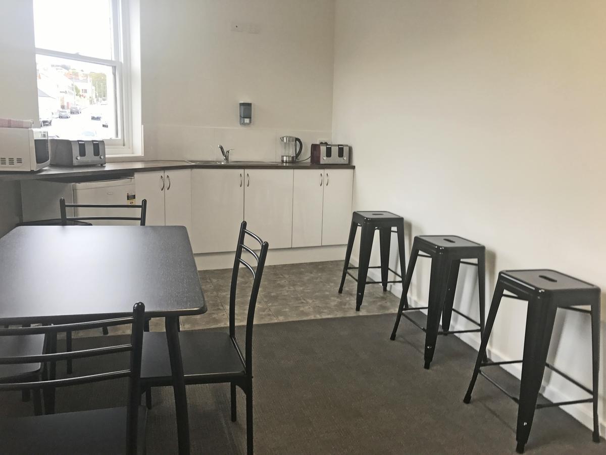 Okeefes Hotel Backpackers Launceston Bagian luar foto
