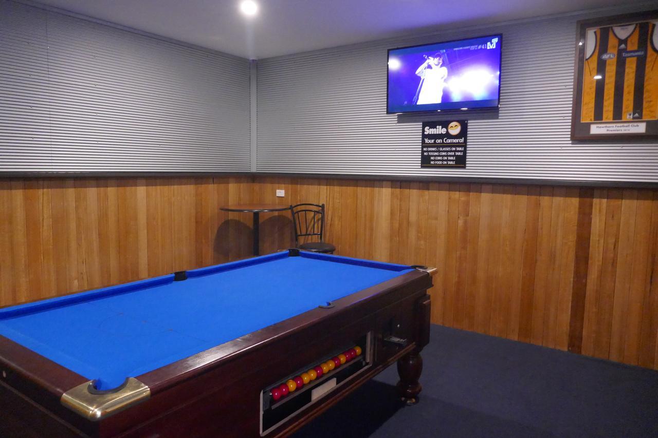 Okeefes Hotel Backpackers Launceston Bagian luar foto