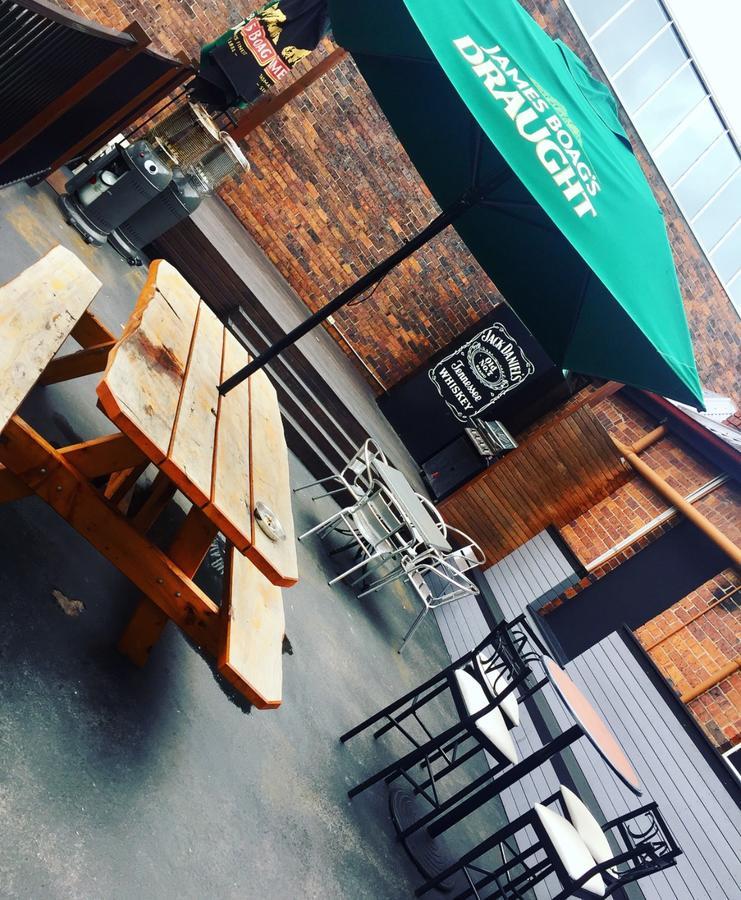 Okeefes Hotel Backpackers Launceston Bagian luar foto
